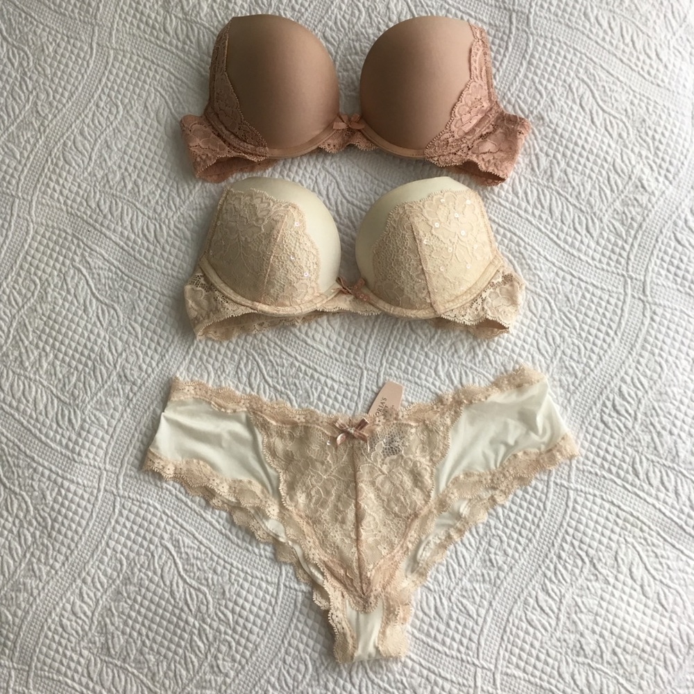 Victoria's Secret 32A Dream Angel Push-ups & Panty
